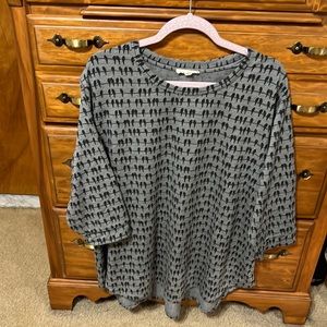 Birds on a line plus size tunic 3/4 sleeve.